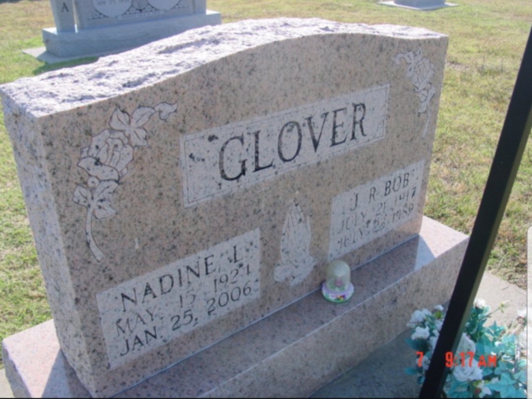 Loretta Nadine (Williams ) Glover Gravestone