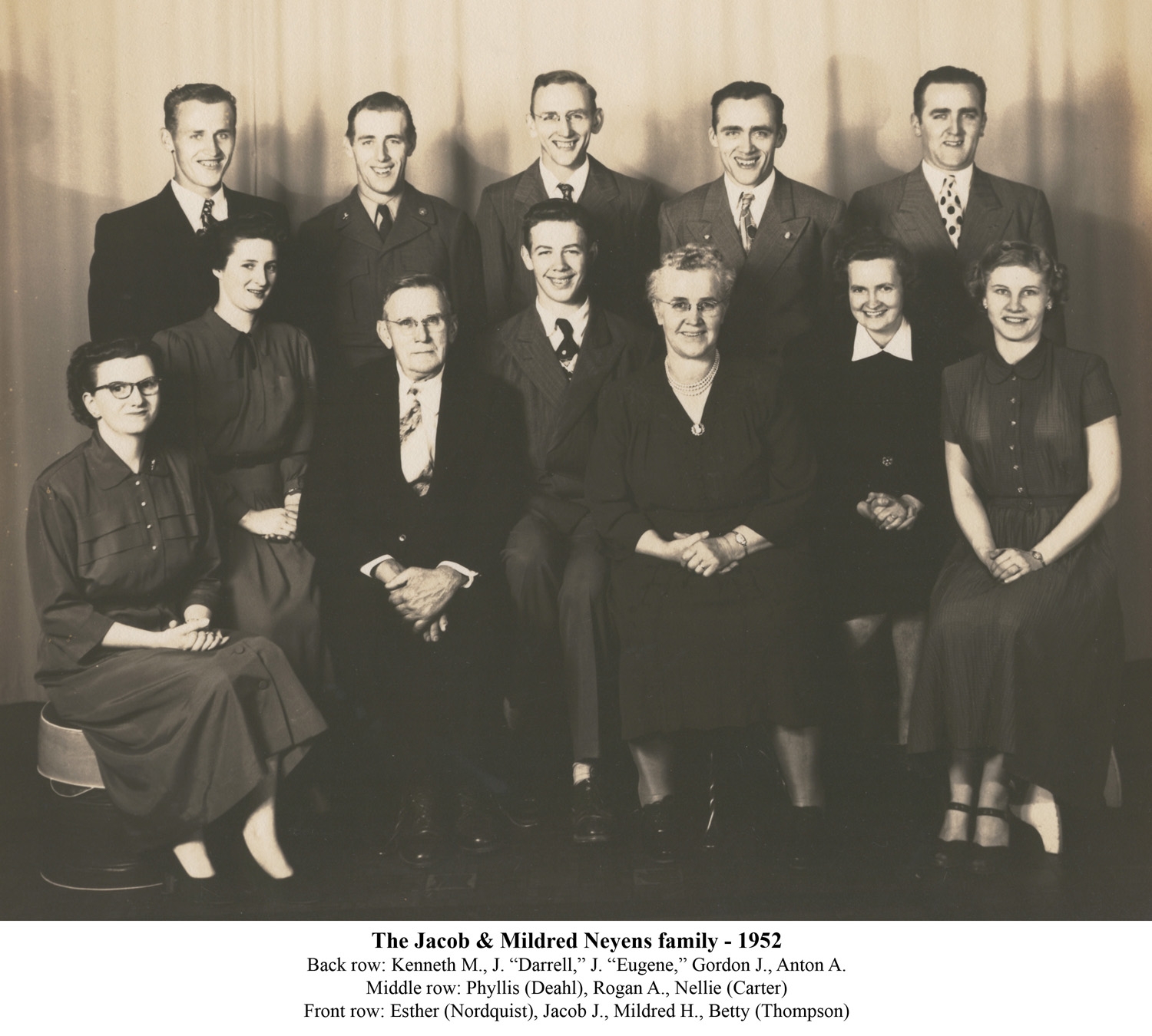 Jacob and Mildred Neyens family 1952