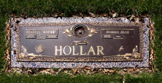 Russell and Donna (Kline) Hollar Gravesite