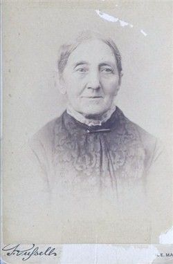 A photo of Lois A.(Davis)Whittier