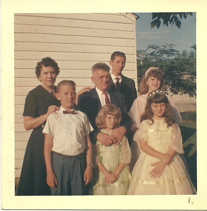 Hassell & Lillian Pippin Family, Kentucky 1958