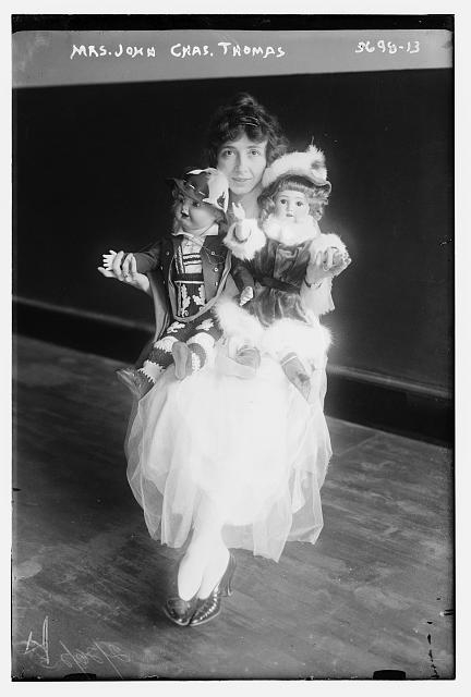 Mrs. John Chas. Thomas