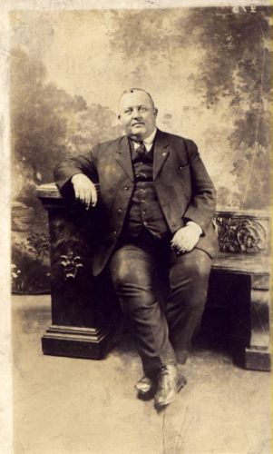 Chas/Charles Giering