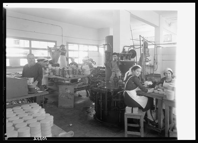 Jewish factories in Palestine on Plain of Sharon & along...