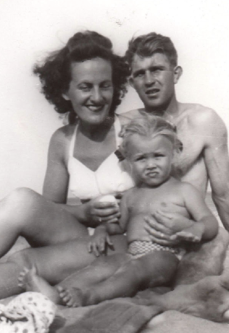 Helen and Vincent G Langis