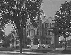 The David Whitney House