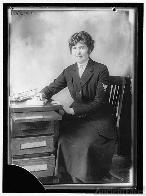 HAPPER, MISS HELEN. OF THE YEOMAN (F). AT DESK