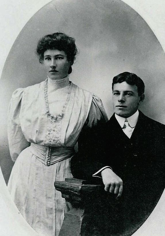 Josephine Daisy Ferlin Hunt & William J. Hunt