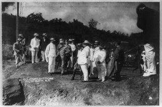 The Presidential party at Pedro Miguel