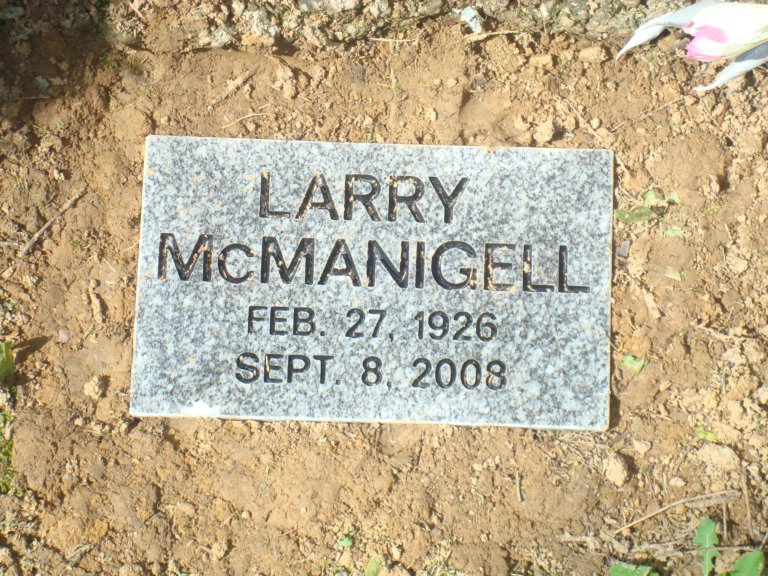 Larry  Lamont McManigell Tombstone