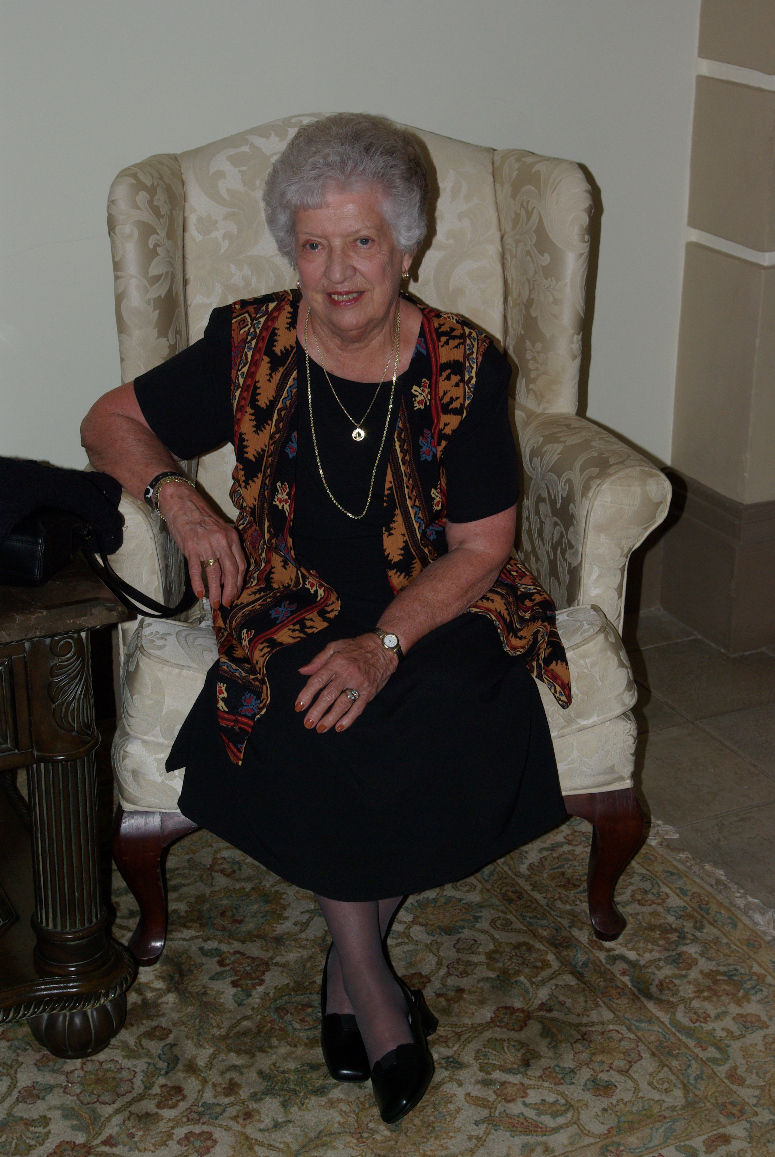 Doris J Sheetz