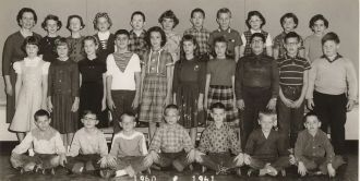 Garrison School, Gr 5, 1960-1961, named