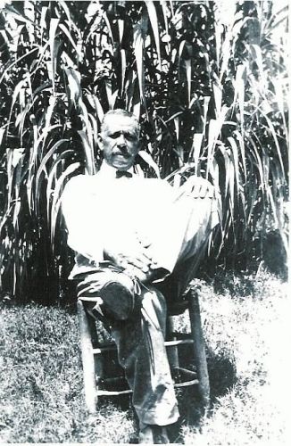 A photo of Amos Spivey