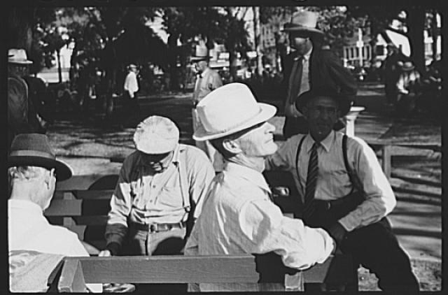 Park bench, Lakeland, Florida