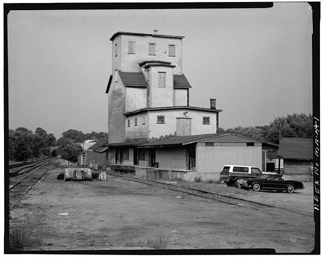 1. General view of the Grain Elevator. - W. K. Gilmore...