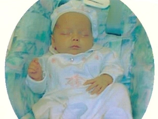 Margaret L Debuck Earl