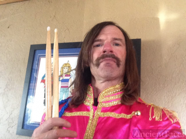 Keith Jones as Ringo
