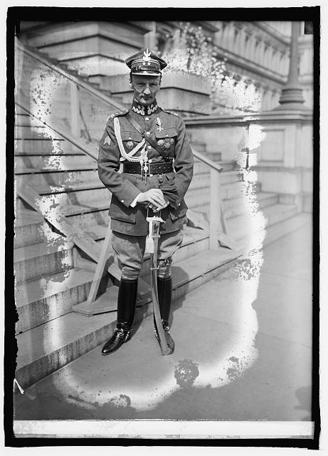 Lt. Col. B. Hulewicz of Polish Leg.
