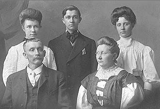 Frank Munn Family, 1910