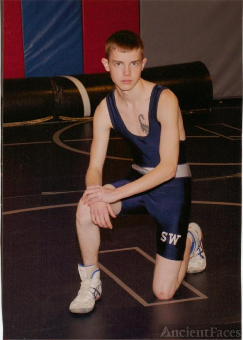08-09 wresling
