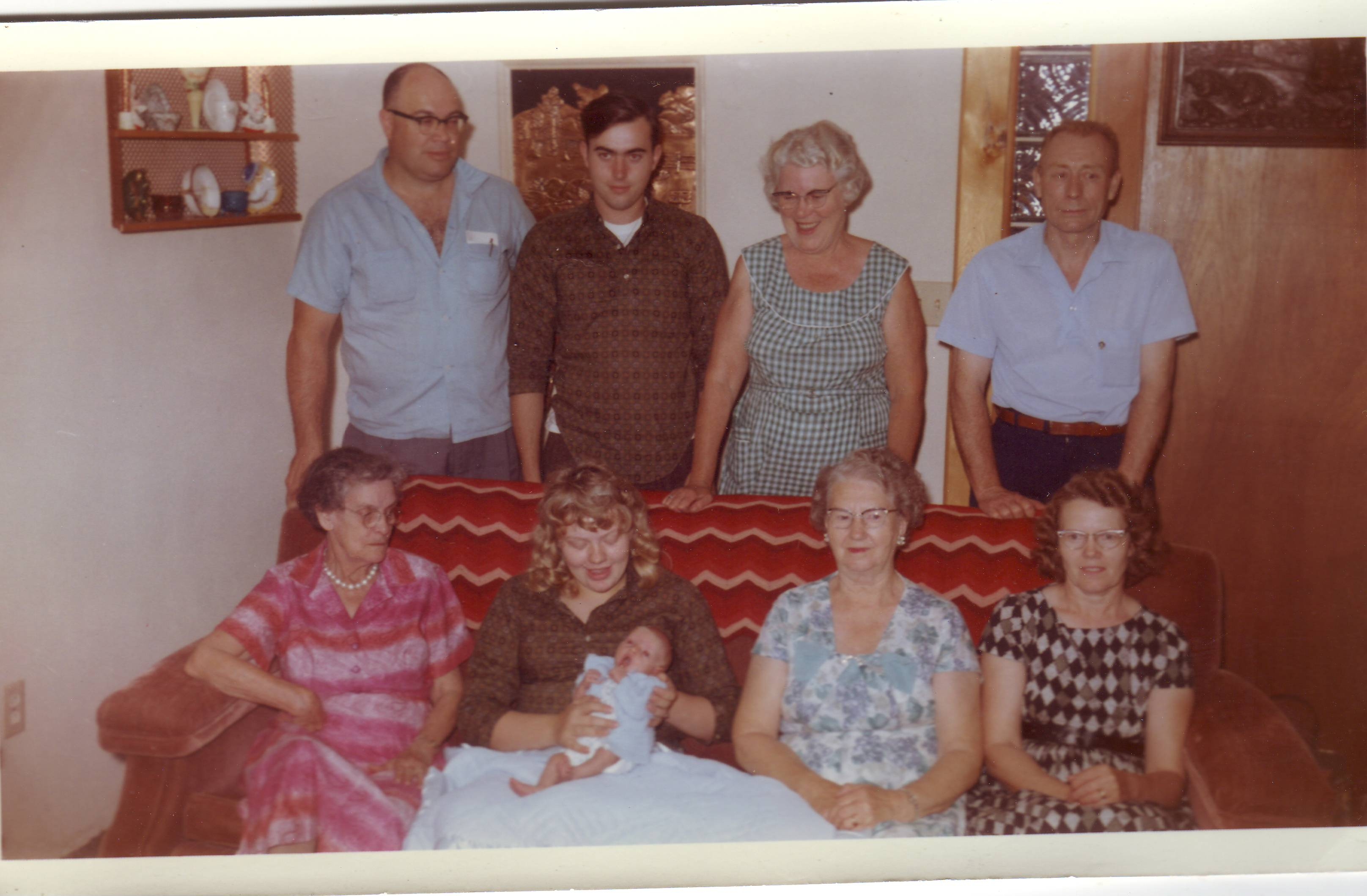 Bomstead & Morris families, Washington 1962