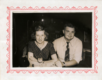 Warren and Ruth Van Kleeck souvenir photo