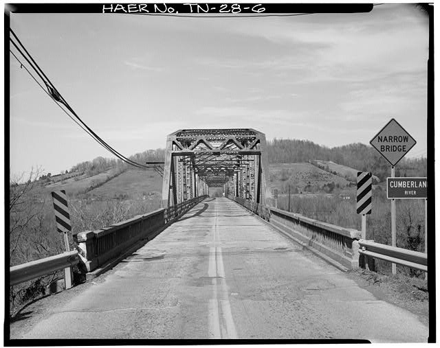 6. BARREL VIEW OF SOUTH END OF WARREN TRUSS, LOOKING...