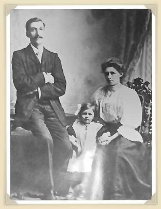 The Clark family 1910