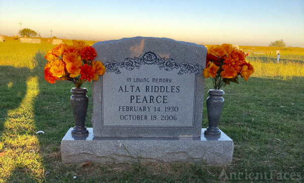 Alta Fay (Riddles) Pearce Gravesite