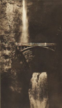 Multuomah Falls, Oregon