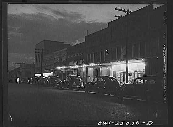 San Augustine, Texas. Main street at night