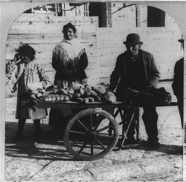 Bread vendors of Naples, a familiar class in the most...