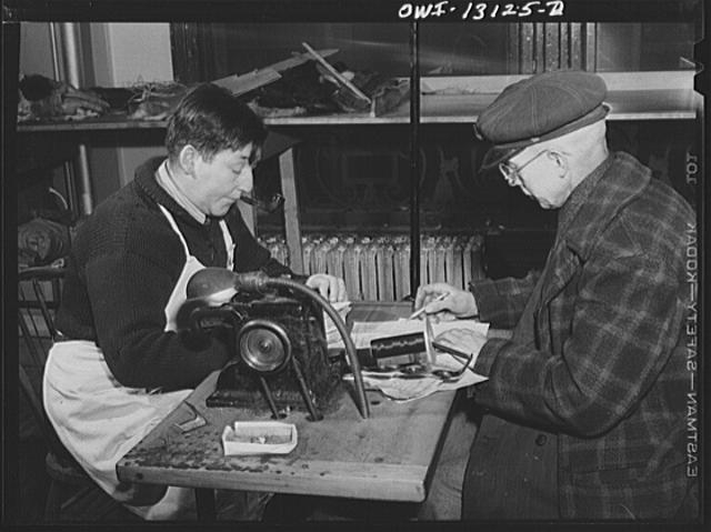 New York, New York. The War Emergency Board of the fur...