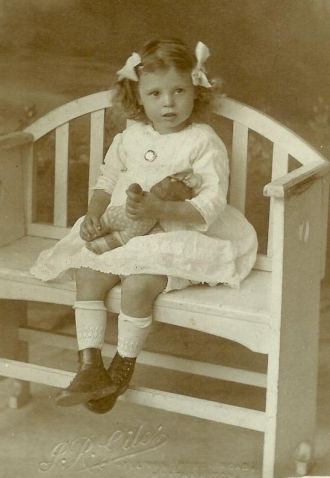 Mystery PALMER family member