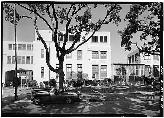 2. WEST SIDE - U.S. Naval Hospital, North Ward, Park...
