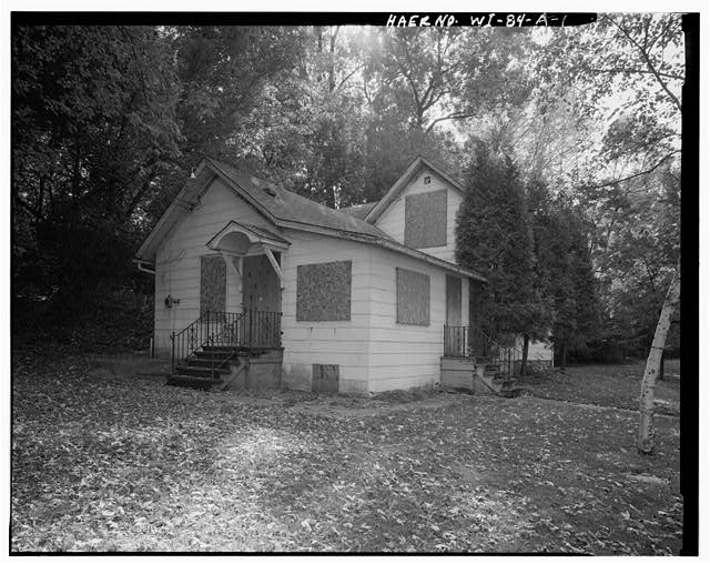 1. VIEW SOUTH/SOUTHWEST, Lockkeeper's residence -...