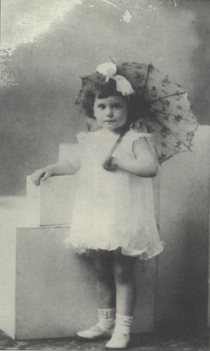 Sarah Fogiel 1935