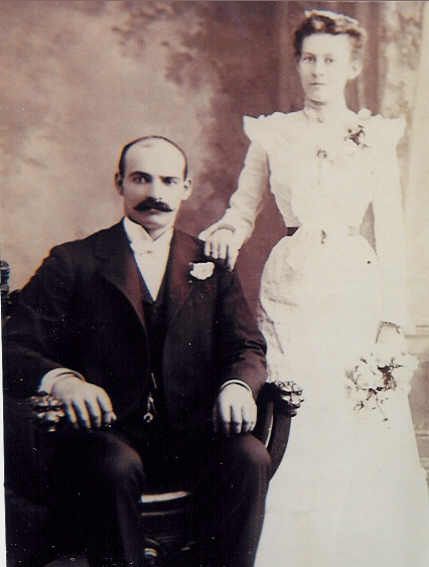 William & Emma (Baker) Milhizer, New York 1901