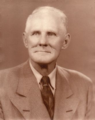 Ernest E Davis