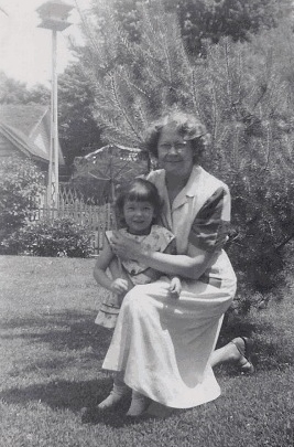 Mabel Ray Deel & grandchild