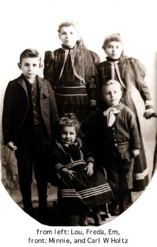 Holtz family, Iowa 1894