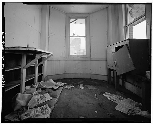 9. TICKET ROOM, SOUTH VIEW, DETAIL OF BAY WINDOW -...