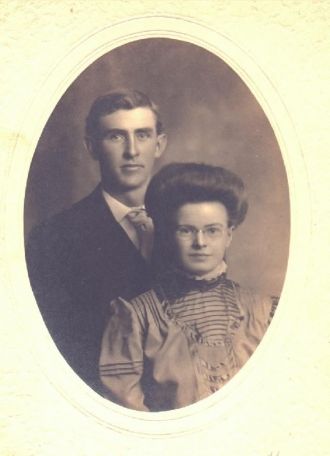 Mr. & Mrs. James Paxton of Ashland, OH