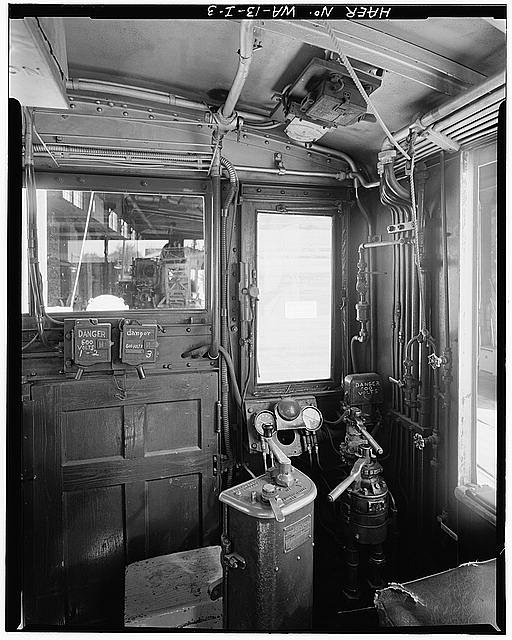 3. INTERIOR VIEW SHOWING OPERATOR CONTROLS - Yakima...