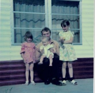 Mary L Reidt, dad & siblings