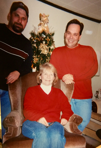 The Gennoy Family, 2004