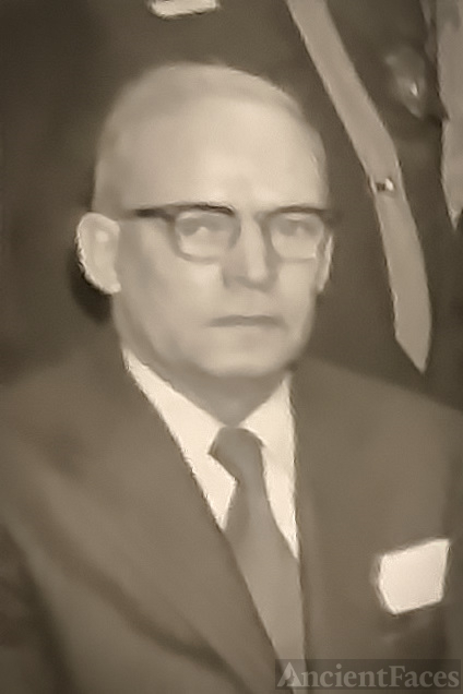 Wallace Bradford Macgregor