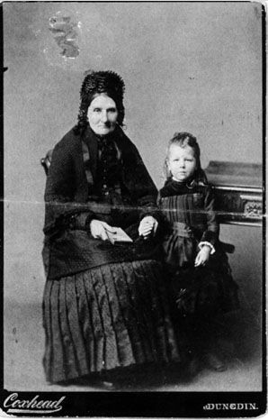 Jenifer Hocking & Elizabeth Grenfell, 1888