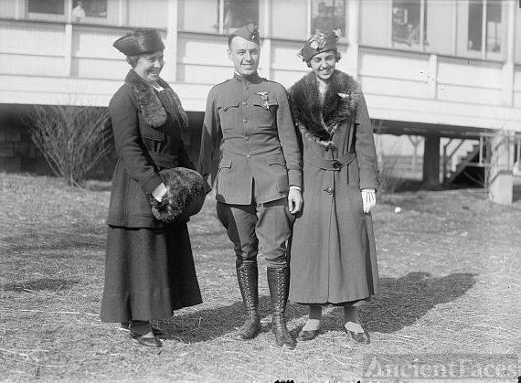 Lieutenant C. Drew 1919