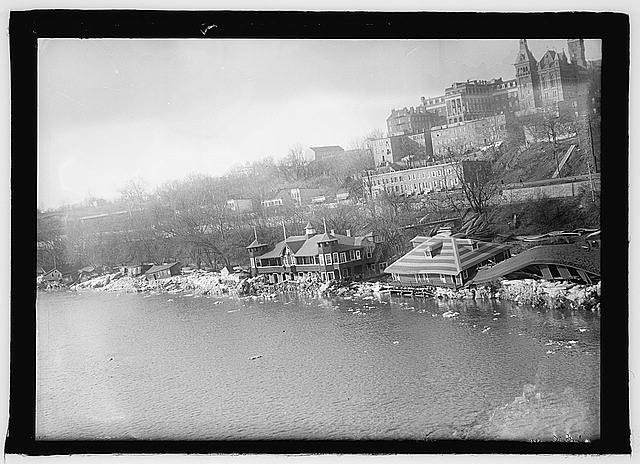 Potomac flood & ice, Georgetown, D.C.